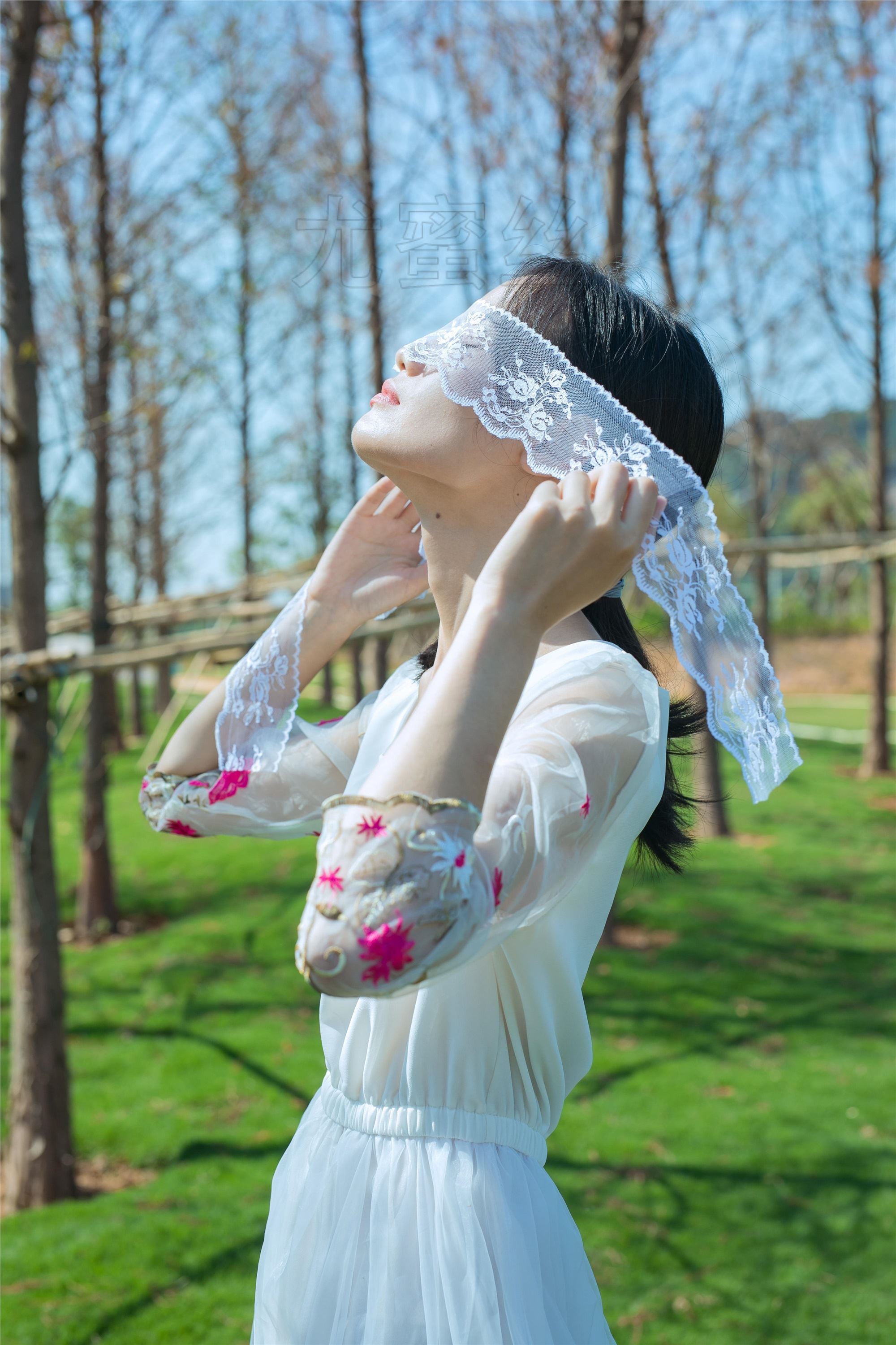 尤蜜丝 穿搭写真 NO.004